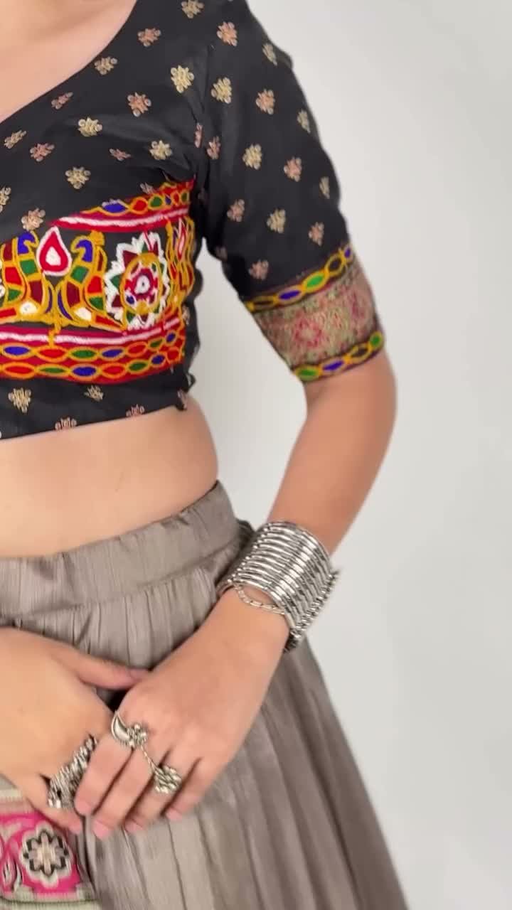 Chaniya Choli – Grey Printed with Mirror Work Dupatta