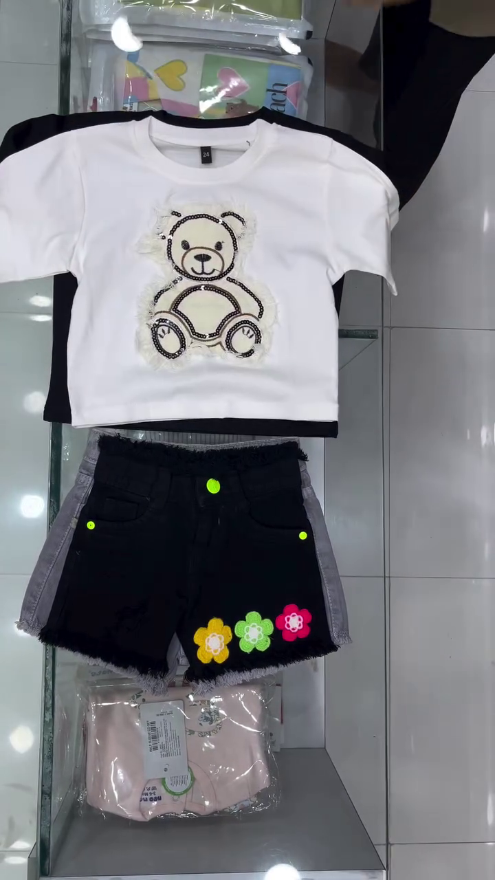 Cute Baby Girl Stylish Graphic Crop-Style T-Shirt with Denim Shorts – Trendy Casual Kids Summer Outfit Set