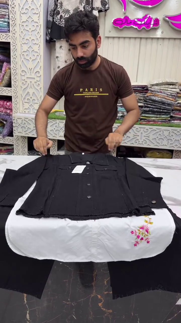 Premium Trendy Black Button-Front Denim-Style Jacket with Utility Pockets, Long Sleeves & Raw Edge Detailing – Stylish Casual & Streetwear Fashion