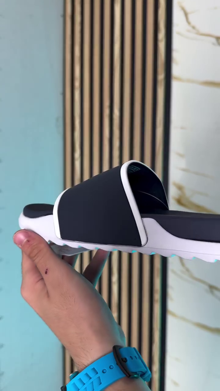 Premium-Look Crocodile Logo Slides – Stylish Black & White Casual Footwear