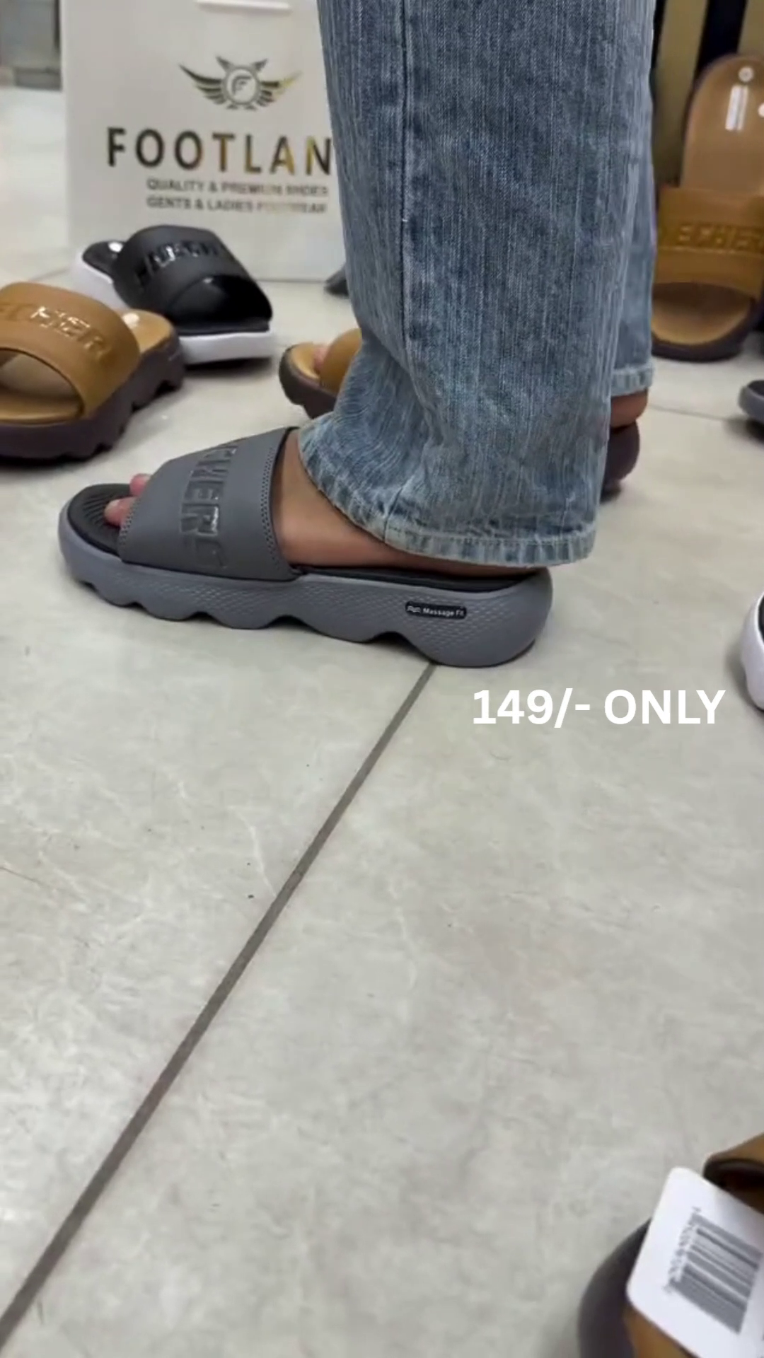 Stylish Black Comfort Slides – Casual Everyday Footwear