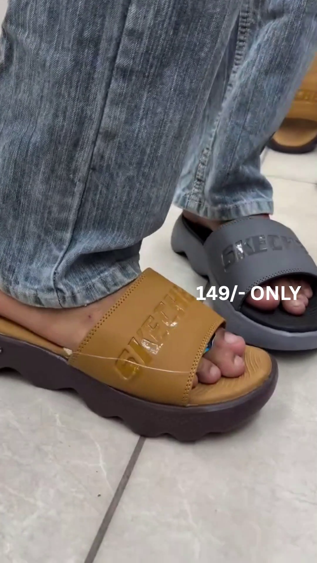 Stylish Black Comfort Slides – Casual Everyday Footwear