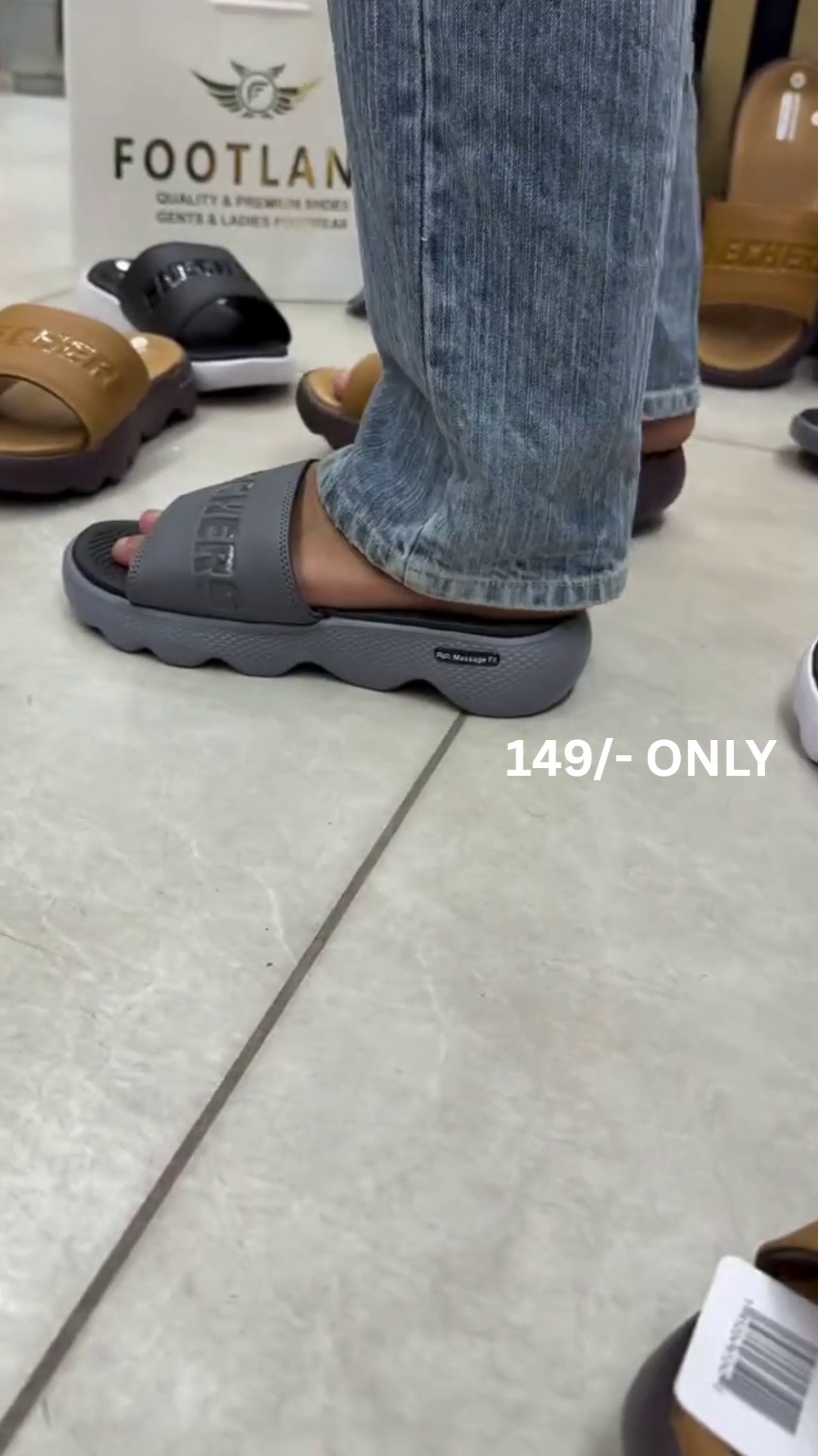 Stylish Black Comfort Slides – Casual Everyday Footwear