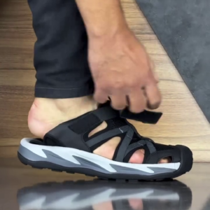 Black Adjustable Outdoor Sandals – Sporty Style for Everyday Adventures