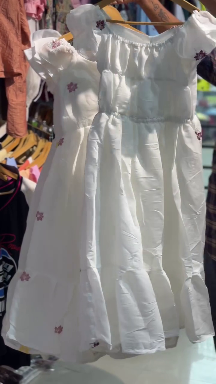 🤍🌸 Premium White Women’s Floral Embroidered Fit-and-Flare Dress with Romantic Puff Sleeves, Shaped Bodice, Delicate Maroon Floral Motifs and Graceful Tiered Skirt – Elegant Casual & Occasion Wear
