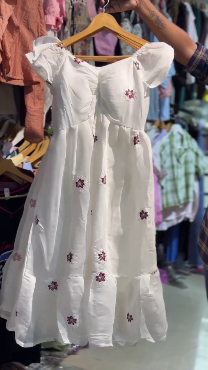 🤍🌸 Premium White Women’s Floral Embroidered Fit-and-Flare Dress with Romantic Puff Sleeves, Shaped Bodice, Delicate Maroon Floral Motifs and Graceful Tiered Skirt – Elegant Casual & Occasion Wear